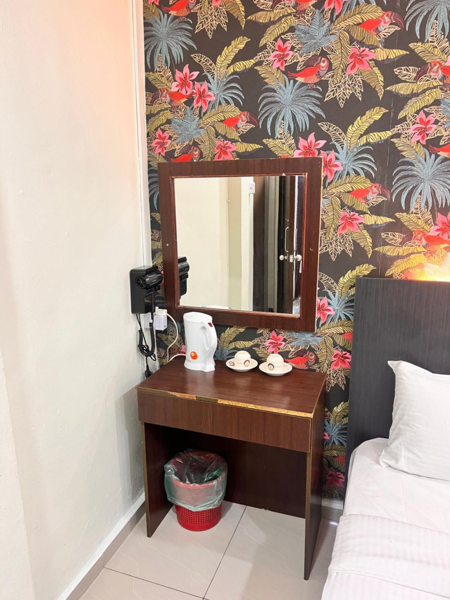 Hotel Citra 伯恩仓 外观 照片
